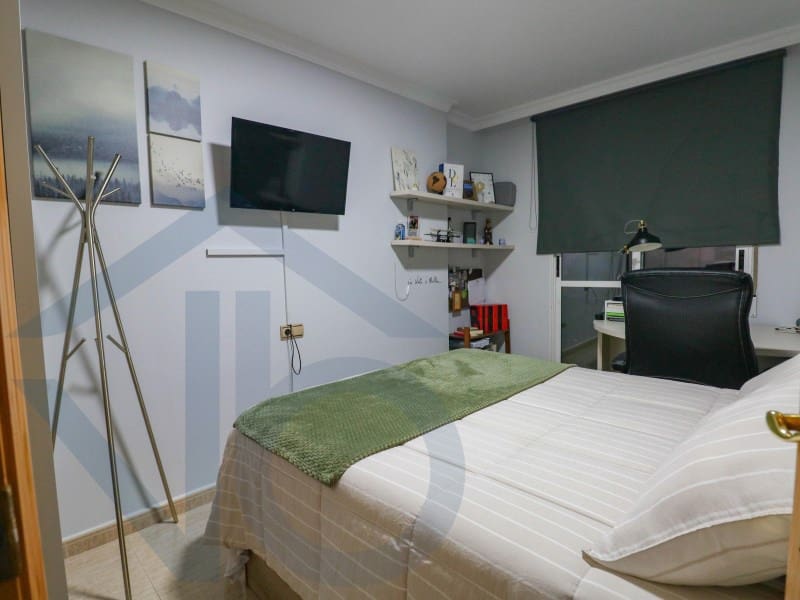 3 bedroom Apartment for sale in Puerto Lumbreras with garage - € 155,000 (Ref: 9482042)