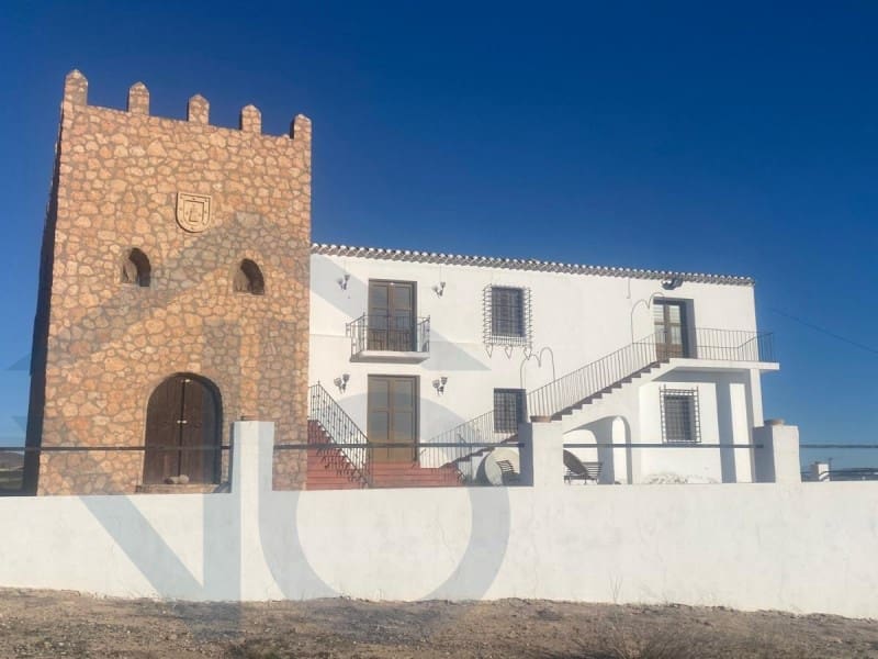 Finca/Country House for sale in Almendricos - € 380,000 (Ref: 9629974)