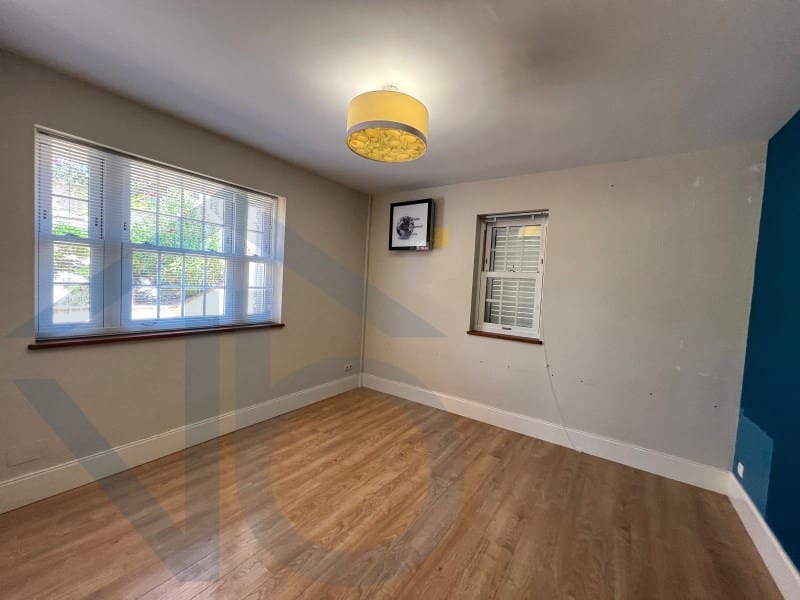 5 bedroom Villa for sale in Aguilas with garage - € 450,000 (Ref: 9637315)