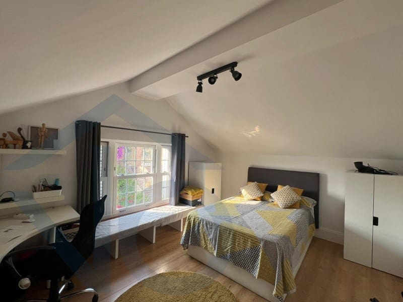 5 bedroom Villa for sale in Aguilas with garage - € 450,000 (Ref: 9637315)