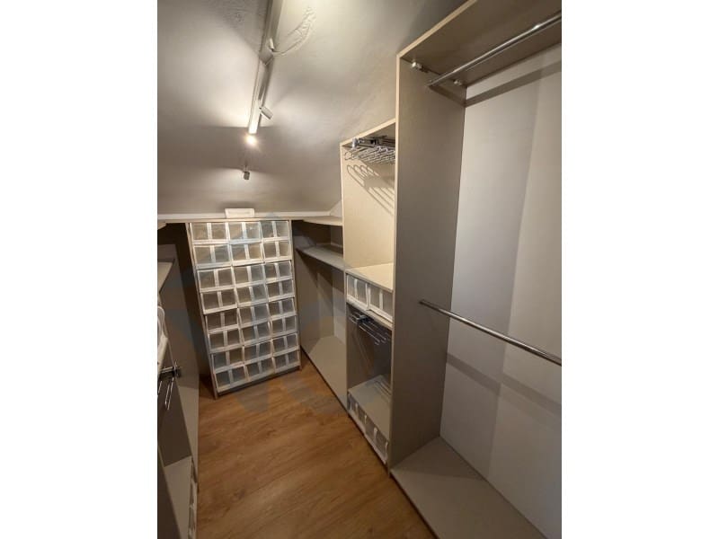 5 bedroom Villa for sale in Aguilas with garage - € 450,000 (Ref: 9637315)