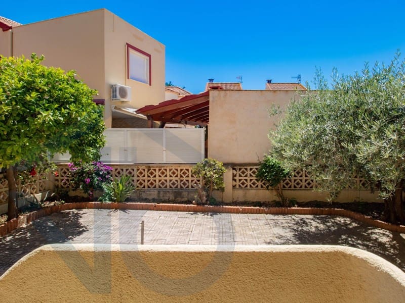 3 slaapkamer Villa te koop in San Juan de los Terreros met garage - € 280.000 (Ref: 9865024)