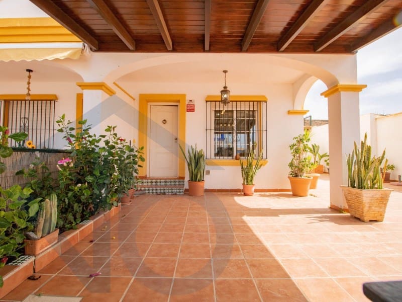 4 soveværelse Byhus til salg i San Juan de los Terreros med garage - € 290.000 (Ref: 9922313)