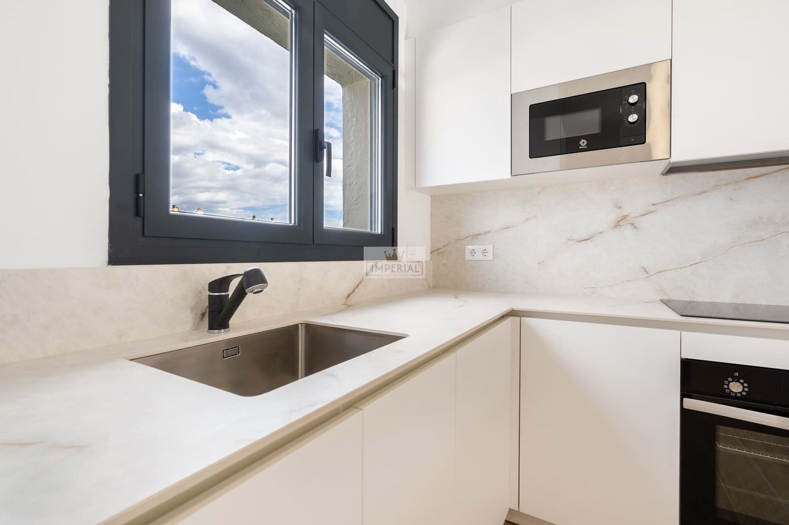 4 soverom Hus til salgs i Empuriabrava med garasje - € 639 000 (Ref: 9111617)