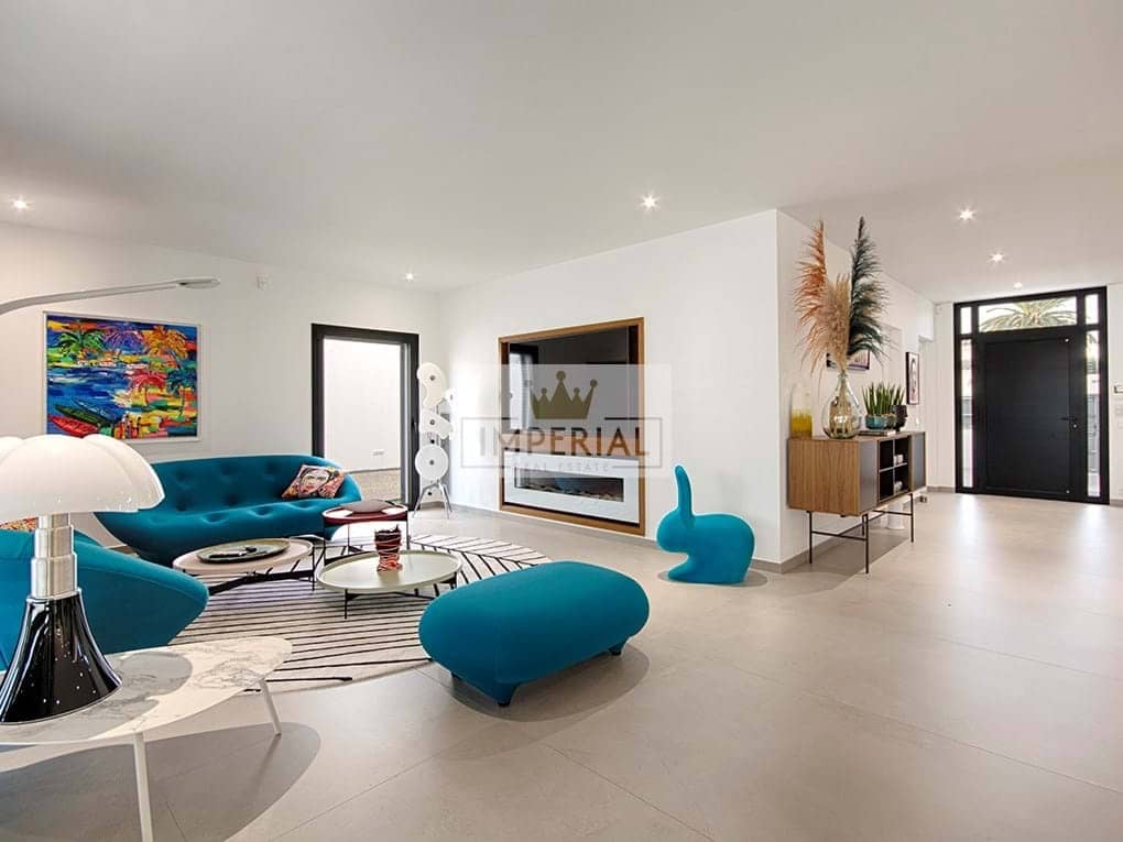 Casa de 5 habitaciones en Empuriabrava en venta con piscina garaje - 3.250.000 € (Ref: 9111618)