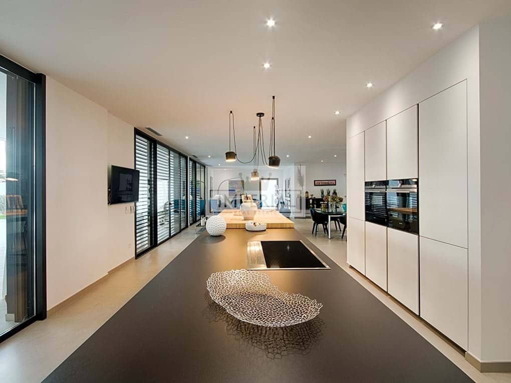 Casa de 5 habitaciones en Empuriabrava en venta con piscina garaje - 3.250.000 € (Ref: 9111618)