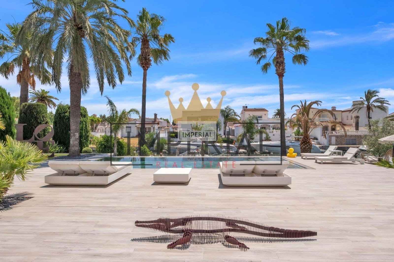Casa de 5 habitaciones en Empuriabrava en venta con piscina garaje - 3.250.000 € (Ref: 9111618)