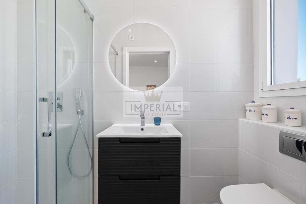 4 bedroom Townhouse for sale in Empuriabrava with pool garage - € 1,395,000 (Ref: 9111619)