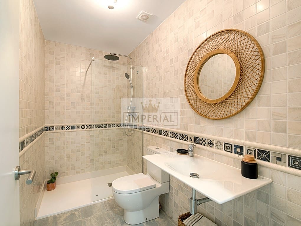 Casa de 3 habitaciones en Empuriabrava en venta - 465.000 € (Ref: 9111624)