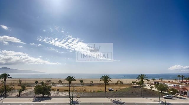2 soveværelse Lejlighed til salg i Empuriabrava, Castelló d'Empúries - € 499.000 (Ref: 9111626)