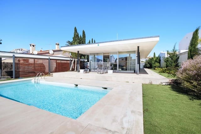 3 soveværelse Byhus til salg i Empuriabrava, Castelló d'Empúries med swimmingpool garage - € 1.595.000 (Ref: 9111631)