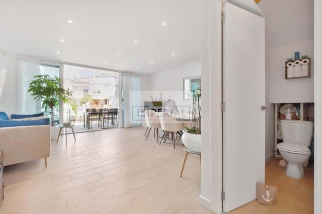 Casa de 3 habitaciones en Empuriabrava, Castelló d'Empúries en venta - 549.000 € (Ref: 9111632)