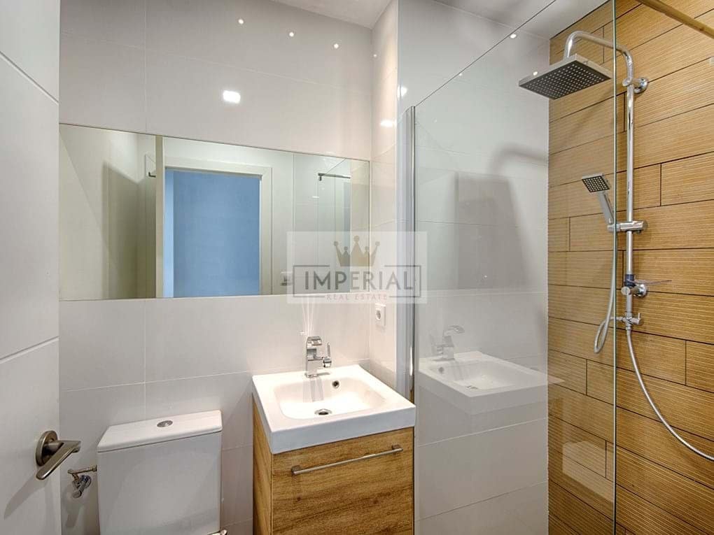 4 bedroom Townhouse for sale in Empuriabrava with pool garage - € 1,150,000 (Ref: 9111636)