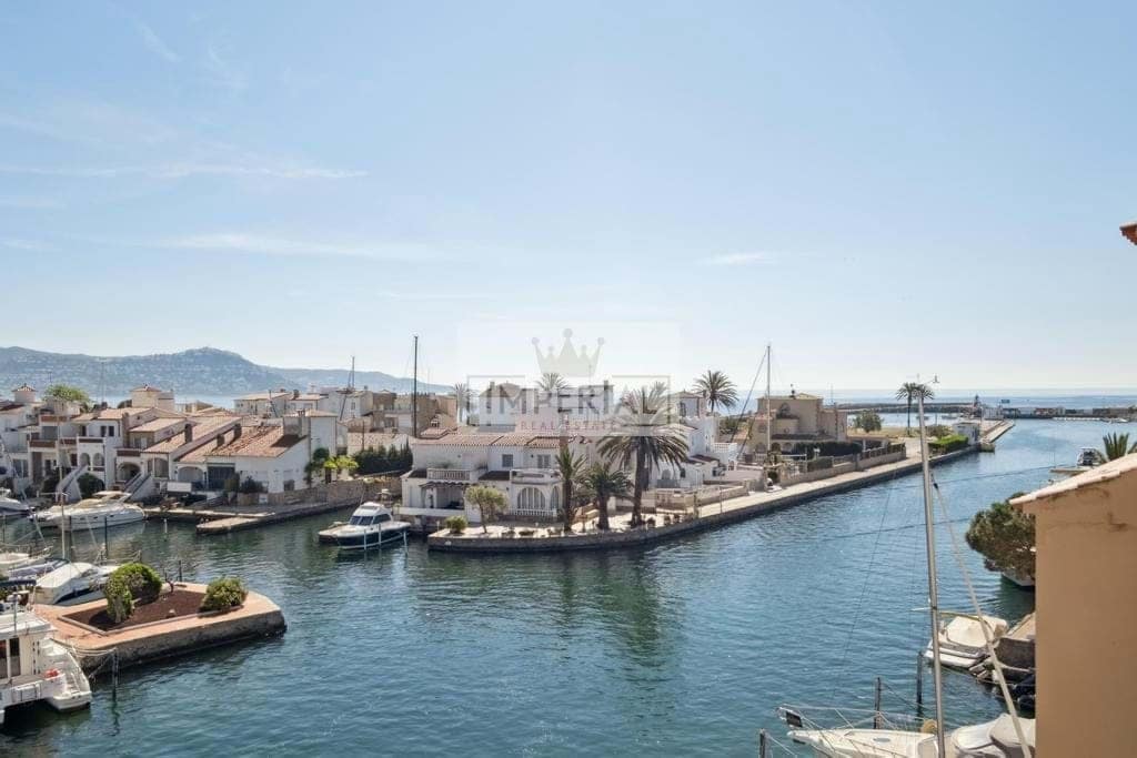 2 sypialnia Dom na sprzedaż w Empuriabrava z garażem - 460 000 € (Ref: 9111637)