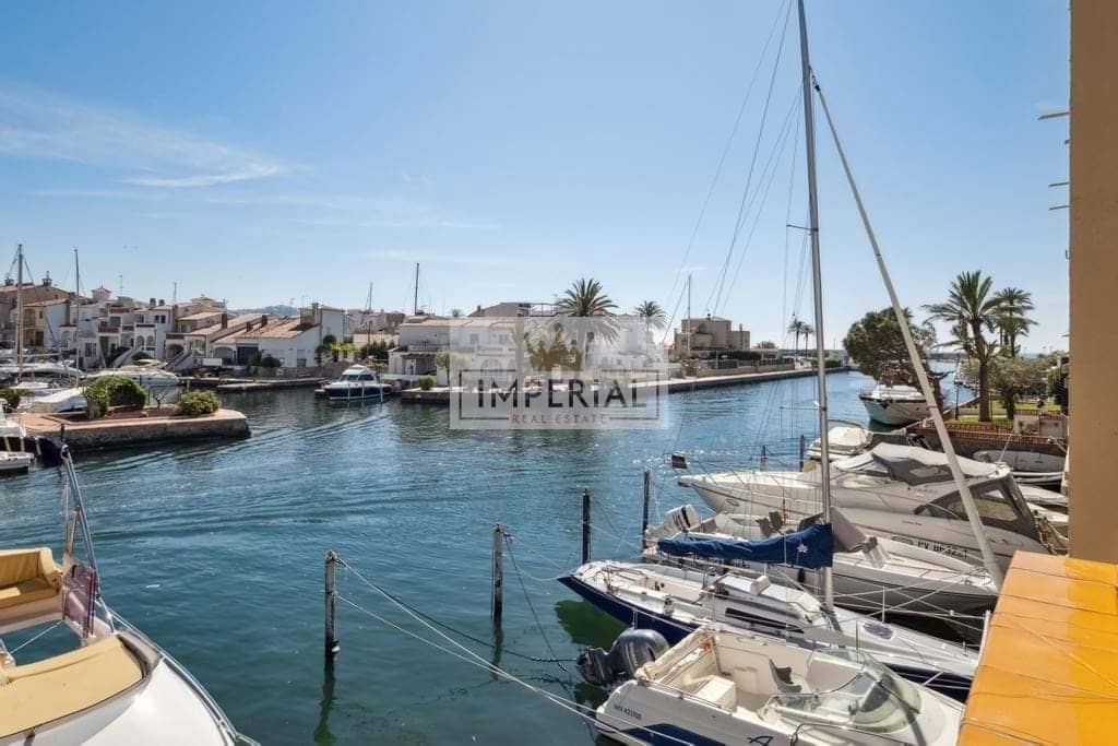 2 sypialnia Dom na sprzedaż w Empuriabrava z garażem - 460 000 € (Ref: 9111637)