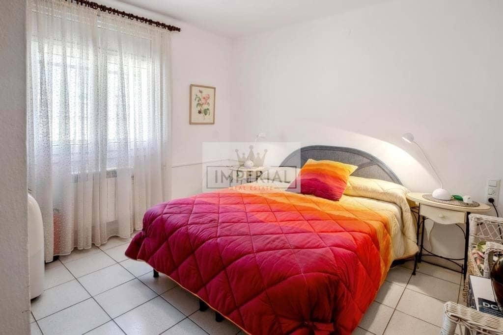6 bedroom Townhouse for sale in Empuriabrava with pool garage - € 1,250,000 (Ref: 9111641)