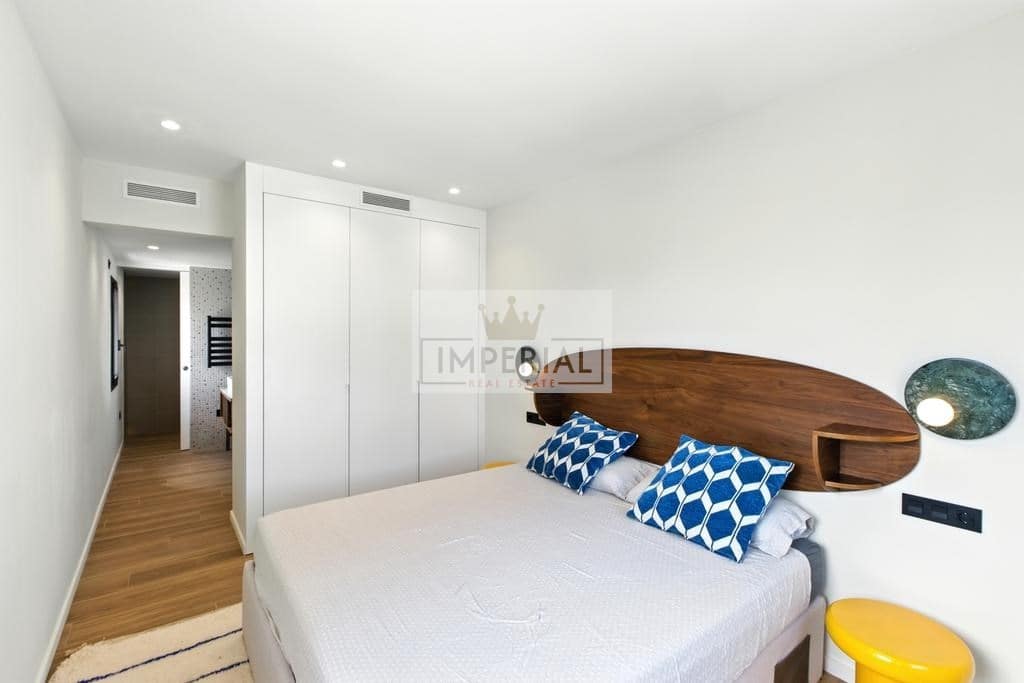 4 bedroom Townhouse for sale in Empuriabrava with pool garage - € 1,390,000 (Ref: 9153168)
