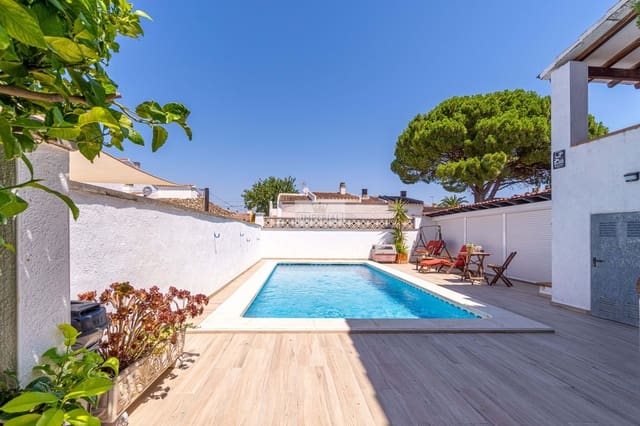 4 soveværelse Byhus til salg i Castelló d'Empúries med swimmingpool garage - € 339.000 (Ref: 9153169)