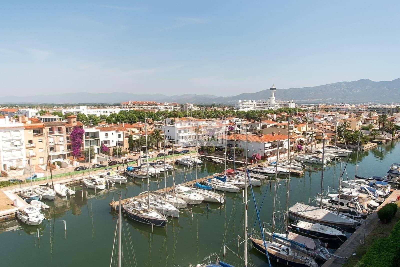 1 bedroom Apartment for sale in Empuriabrava - € 295,000 (Ref: 9153170)