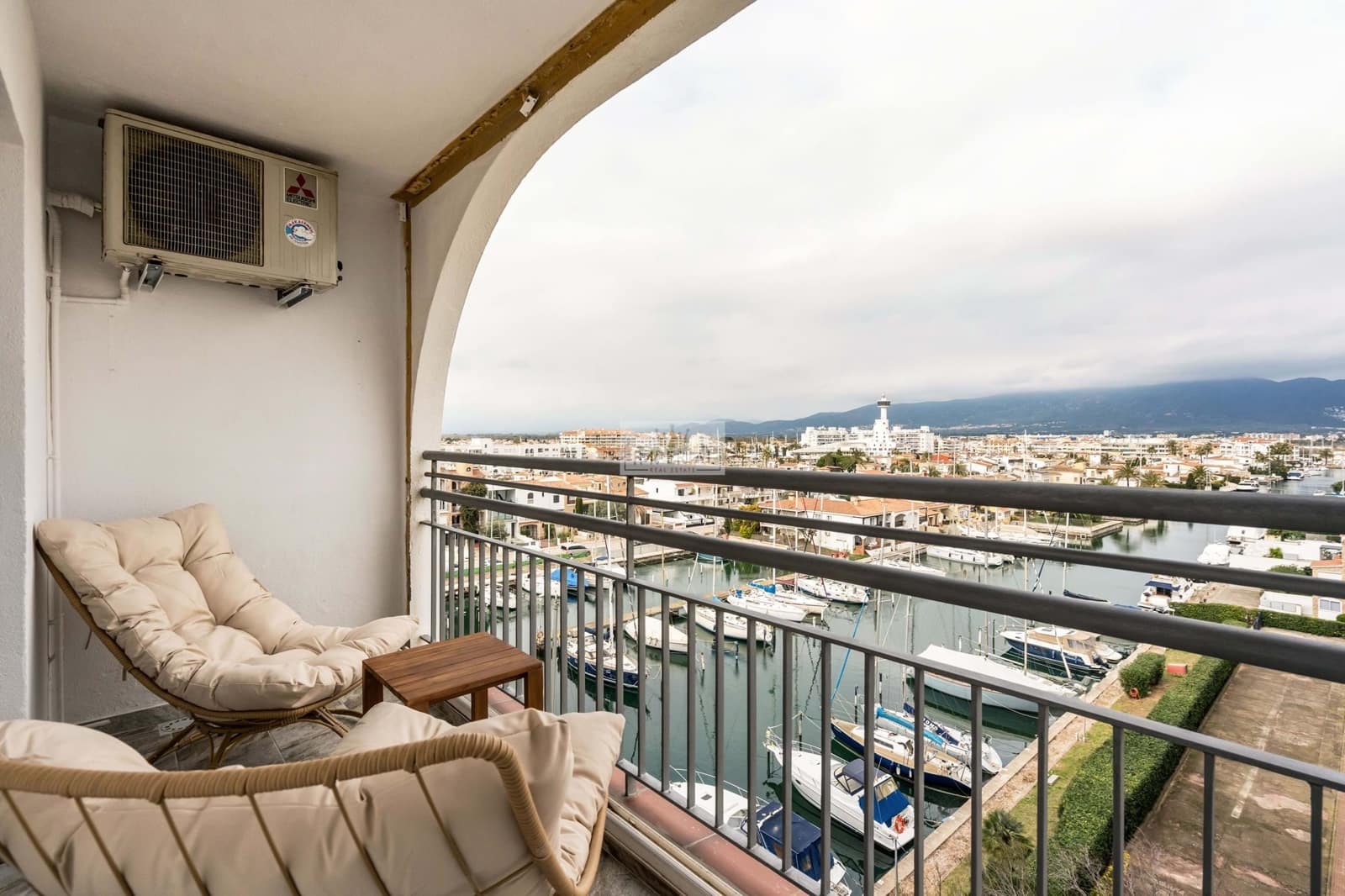 1 bedroom Apartment for sale in Empuriabrava - € 295,000 (Ref: 9153170)