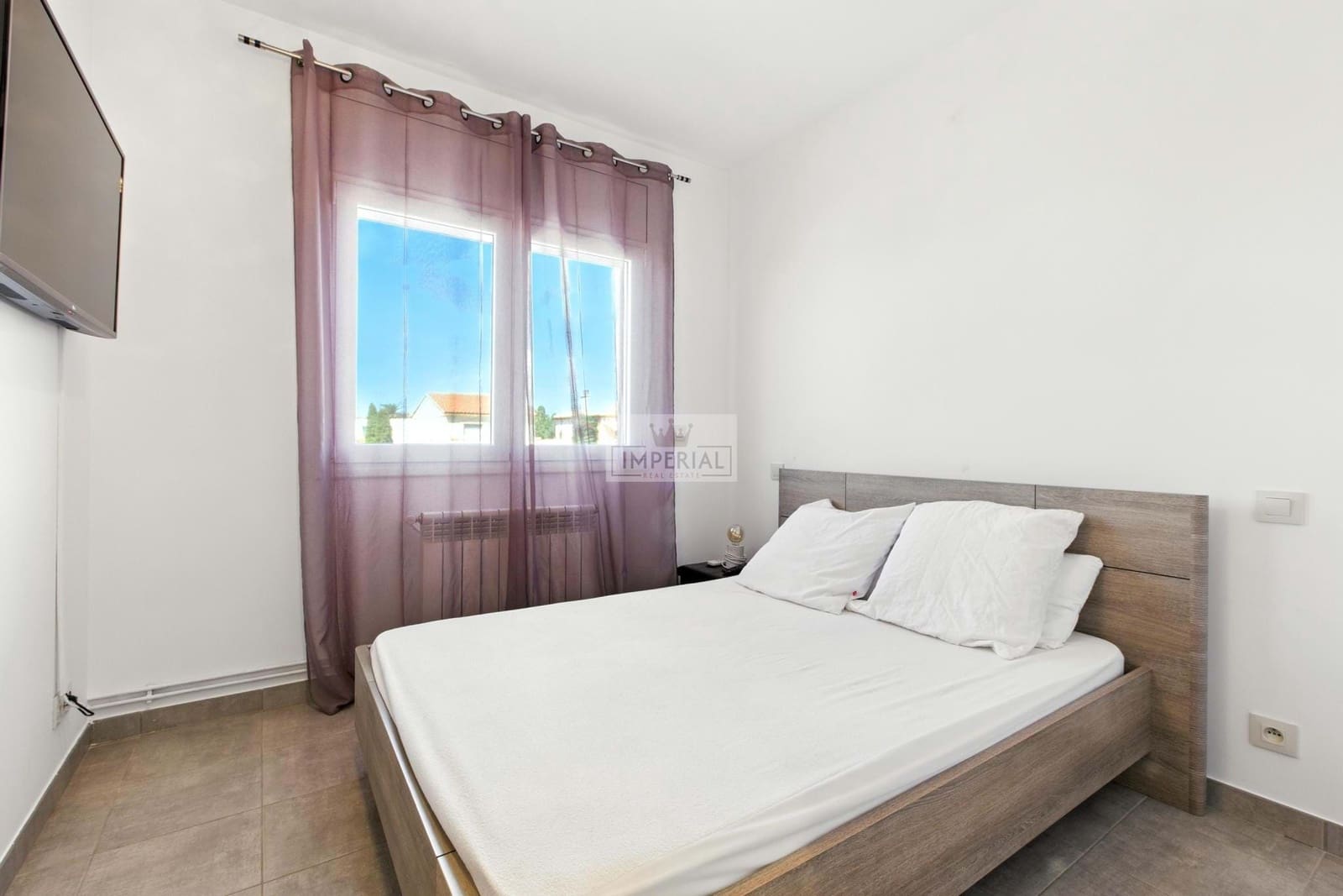 4 bedroom Townhouse for sale in Empuriabrava with pool garage - € 1,000,000 (Ref: 9203267)