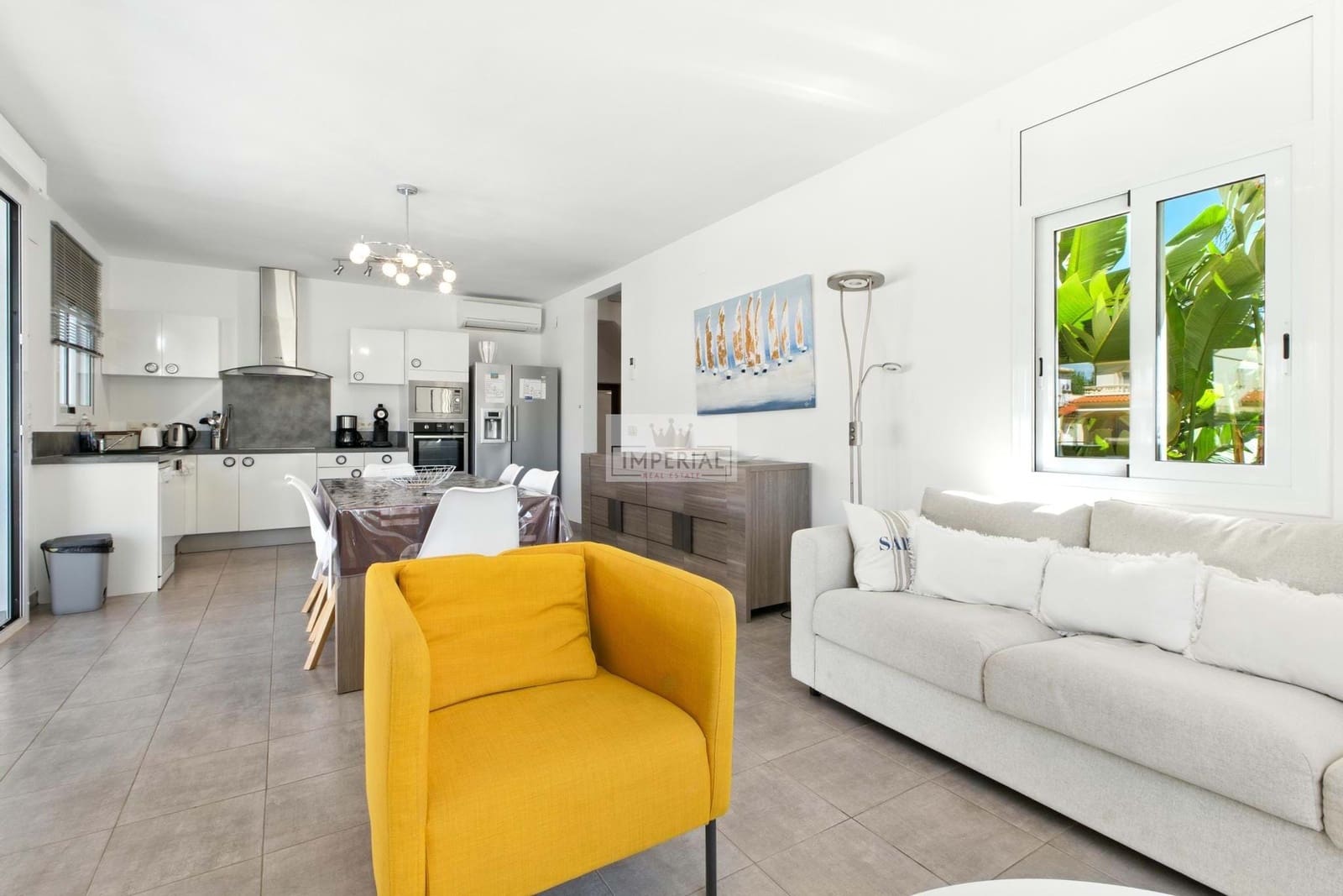 4 bedroom Townhouse for sale in Empuriabrava with pool garage - € 1,000,000 (Ref: 9203267)