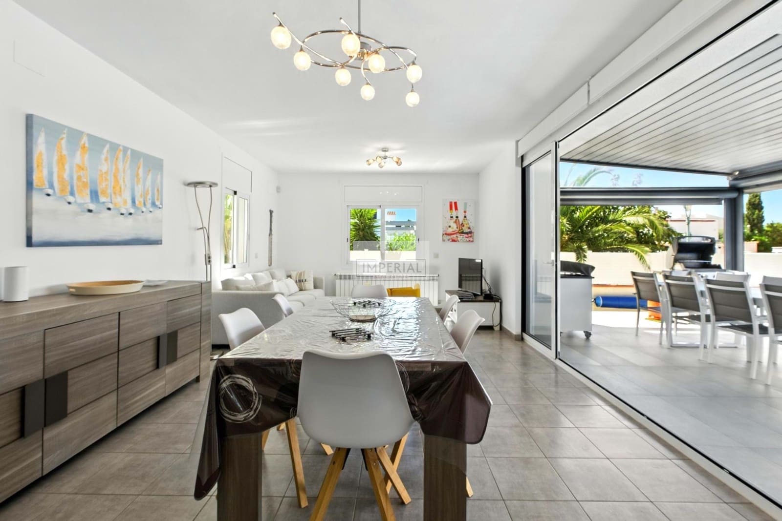 4 bedroom Townhouse for sale in Empuriabrava with pool garage - € 1,000,000 (Ref: 9203267)