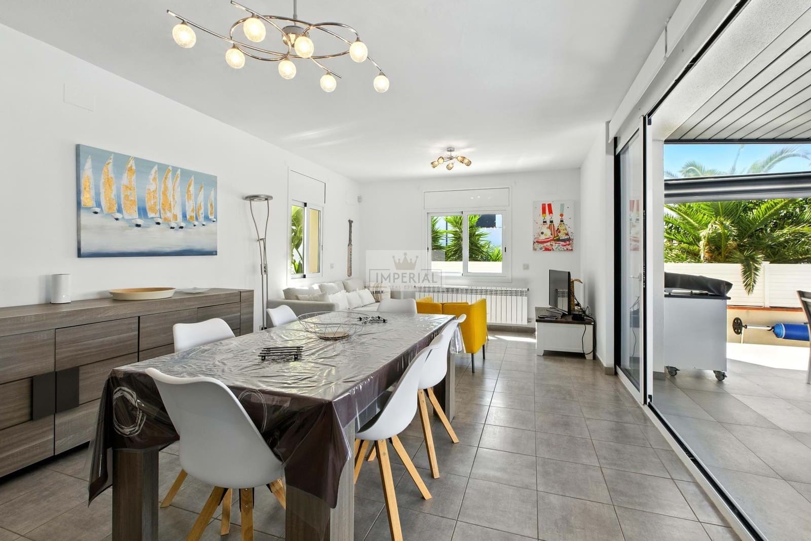 4 bedroom Townhouse for sale in Empuriabrava with pool garage - € 1,000,000 (Ref: 9203267)
