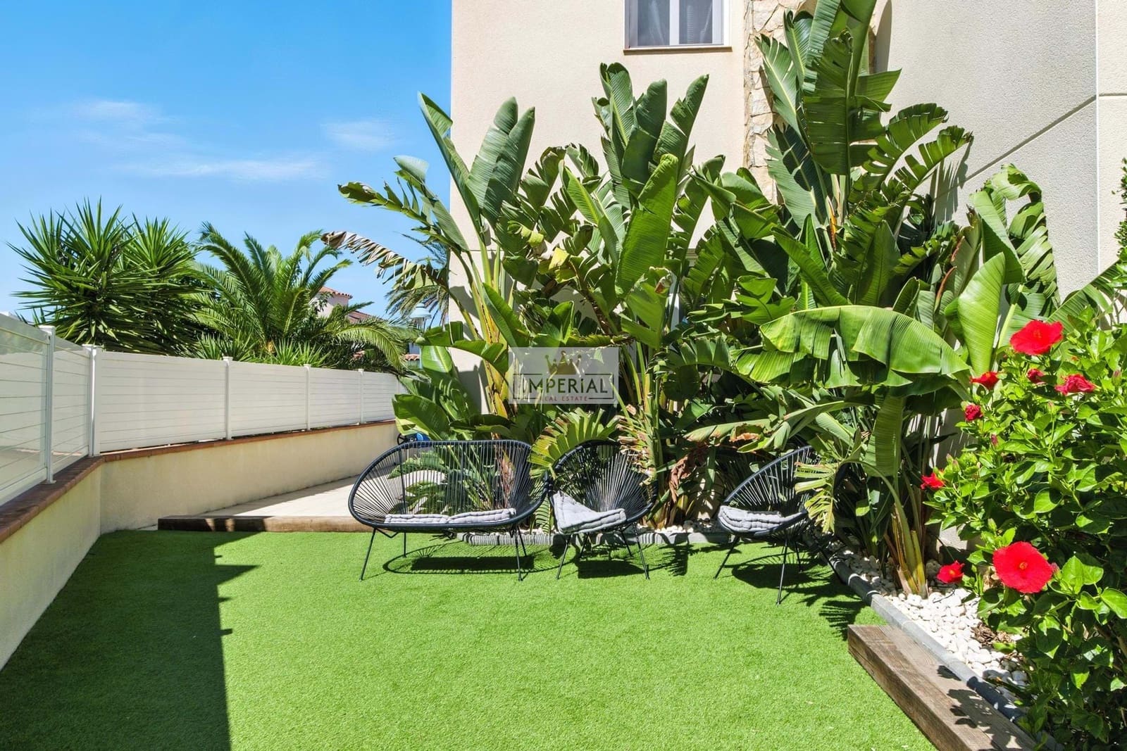 4 bedroom Townhouse for sale in Empuriabrava with pool garage - € 1,000,000 (Ref: 9203267)