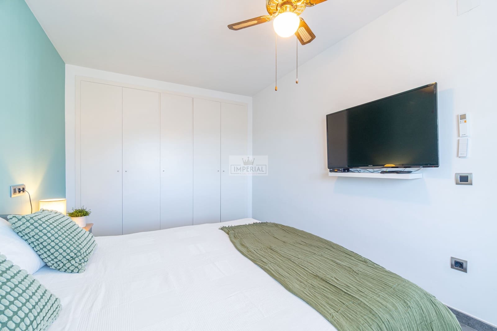 Casa de 3 habitaciones en Roses en venta con piscina garaje - 590.000 € (Ref: 9877457)