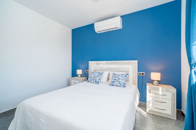 Casa de 3 habitaciones en Roses en venta con piscina garaje - 590.000 € (Ref: 9877457)