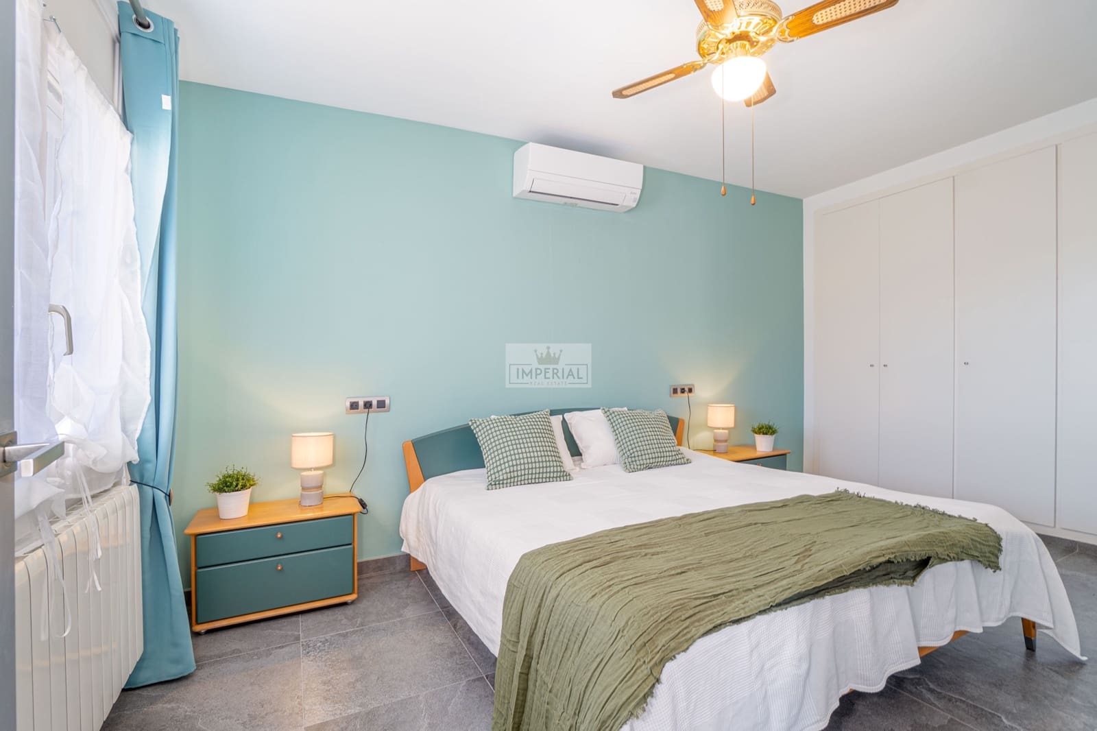 Casa de 3 habitaciones en Roses en venta con piscina garaje - 590.000 € (Ref: 9877457)