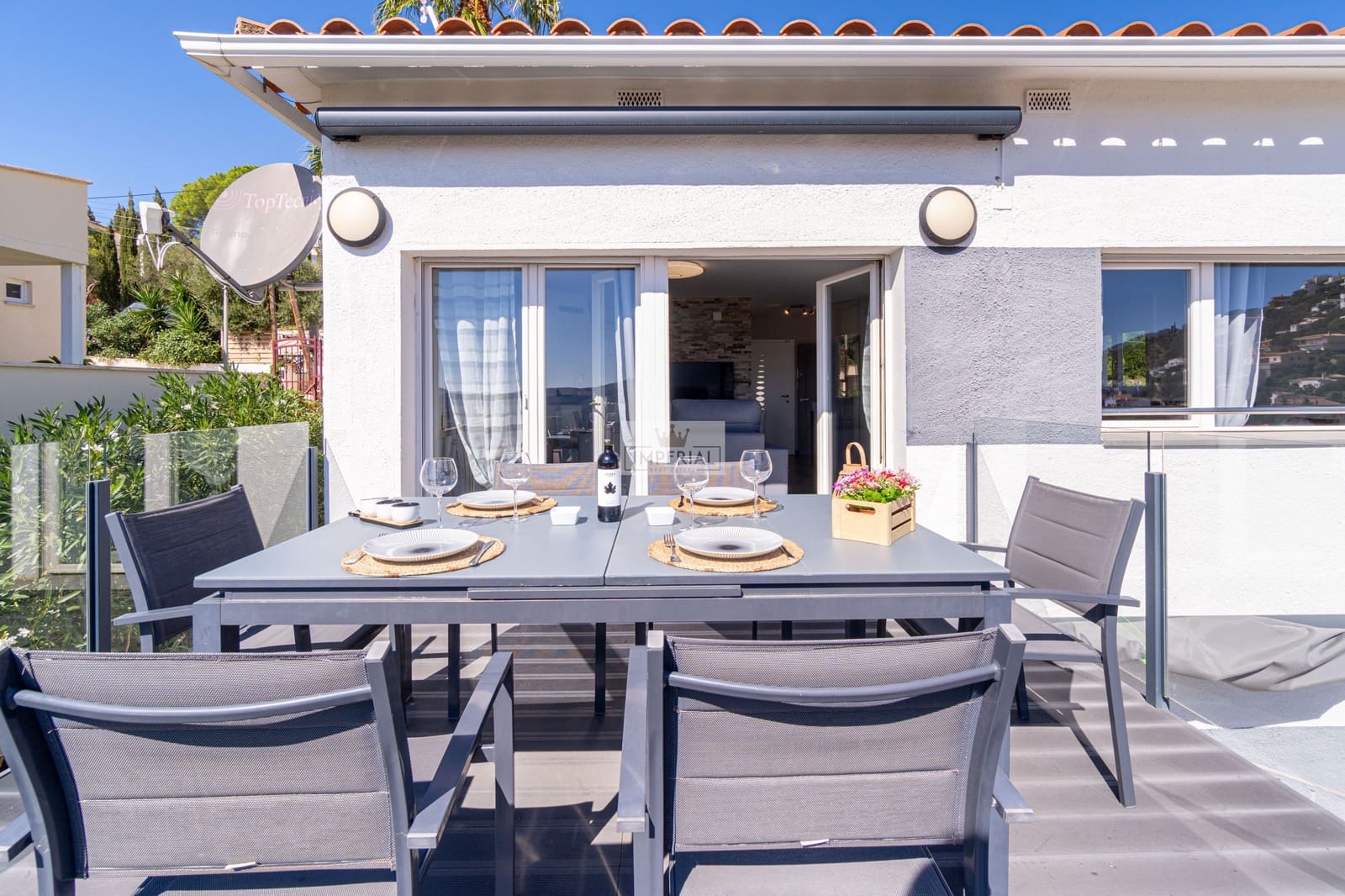Casa de 3 habitaciones en Roses en venta con piscina garaje - 590.000 € (Ref: 9877457)