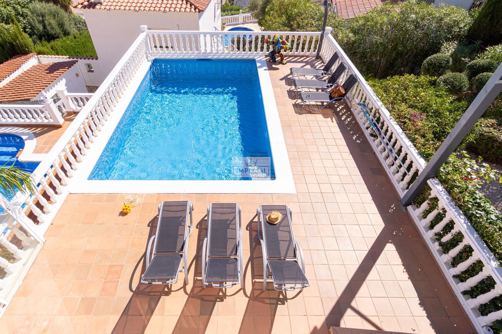 Casa de 3 habitaciones en Roses en venta con piscina garaje - 590.000 € (Ref: 9877457)