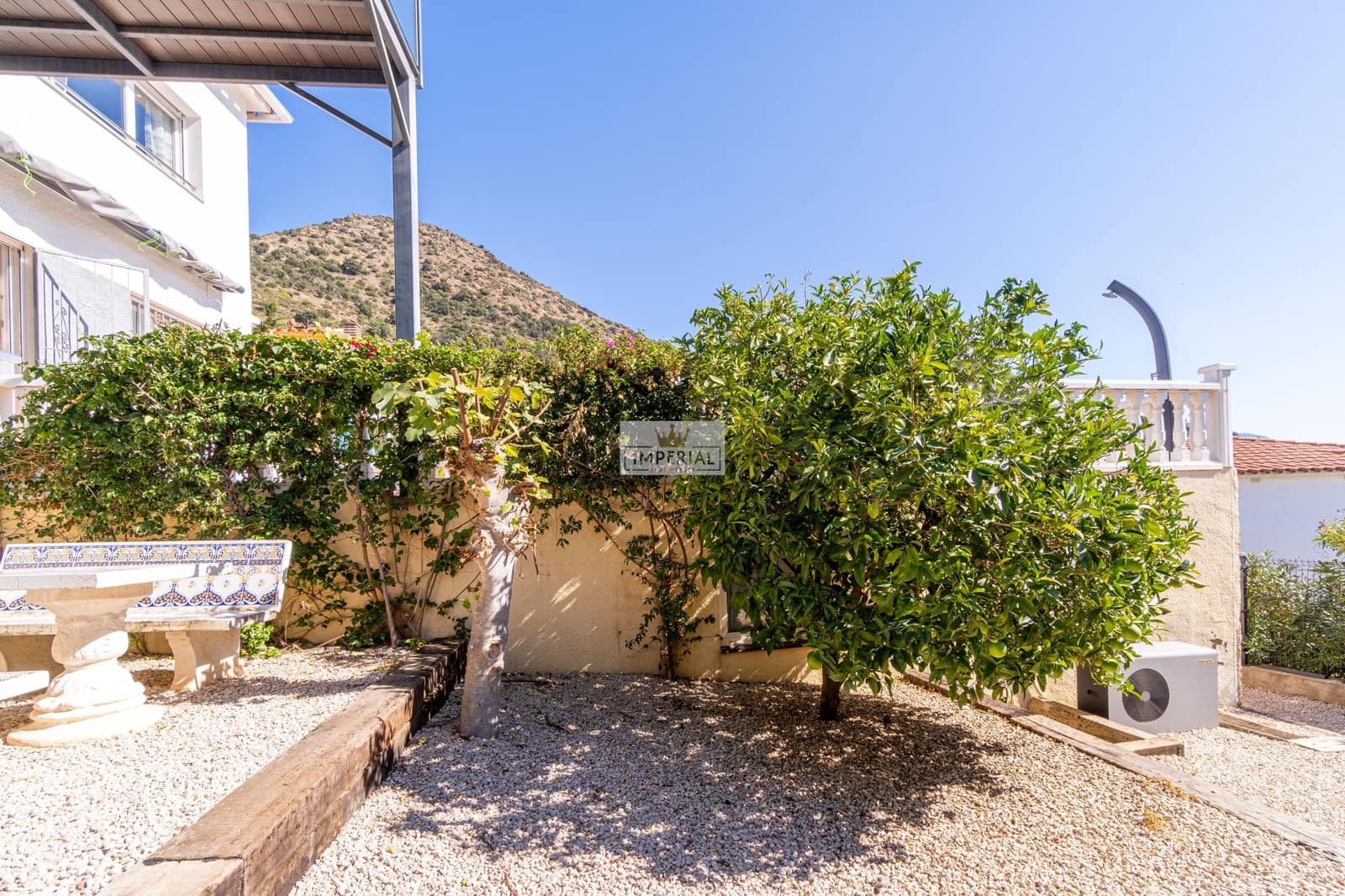 Casa de 3 habitaciones en Roses en venta con piscina garaje - 590.000 € (Ref: 9877457)