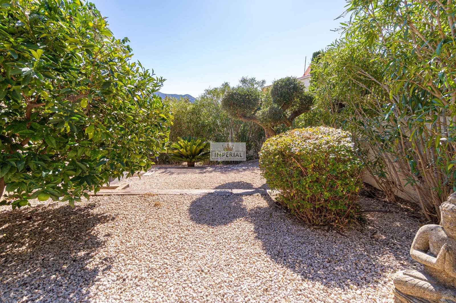 Casa de 3 habitaciones en Roses en venta con piscina garaje - 590.000 € (Ref: 9877457)