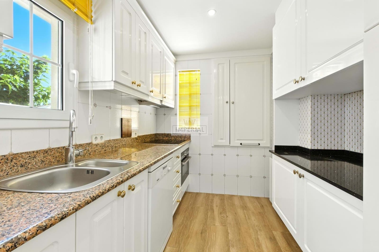 4 bedroom Townhouse for sale in Empuriabrava with pool garage - € 995,000 (Ref: 9877458)