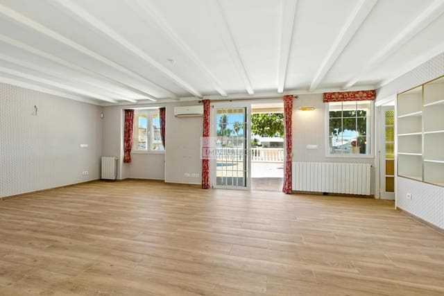 4 soveværelse Byhus til salg i Empuriabrava, Castelló d'Empúries med swimmingpool garage - € 995.000 (Ref: 9877458)