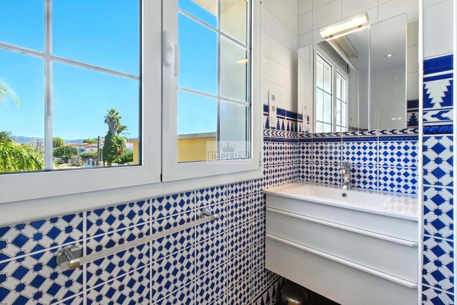 4 bedroom Townhouse for sale in Empuriabrava with pool garage - € 995,000 (Ref: 9877458)