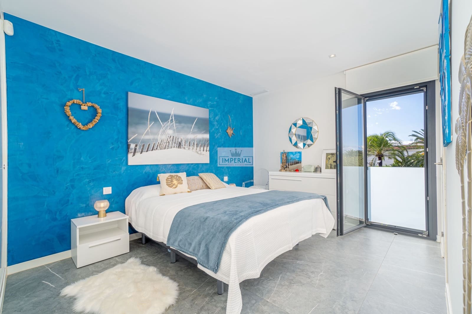 3 soverom Hus til salgs i Empuriabrava med svømmebasseng garasje - € 698 000 (Ref: 9877459)