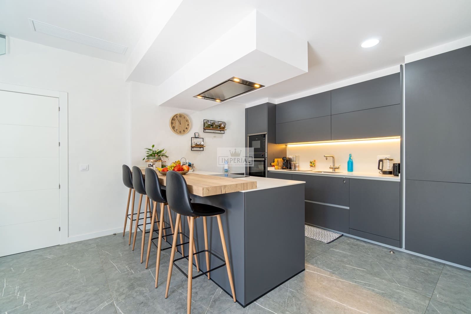 3 soverom Hus til salgs i Empuriabrava med svømmebasseng garasje - € 698 000 (Ref: 9877459)