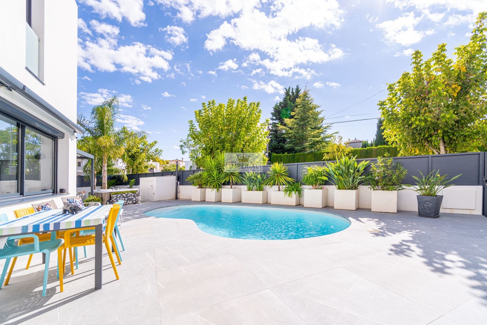 3 soverom Hus til salgs i Empuriabrava med svømmebasseng garasje - € 698 000 (Ref: 9877459)