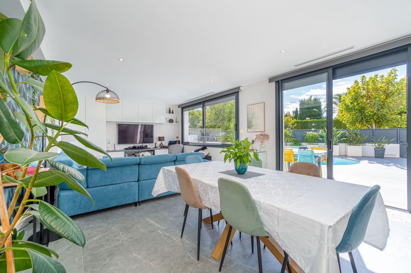 3 soverom Hus til salgs i Empuriabrava med svømmebasseng garasje - € 698 000 (Ref: 9877459)
