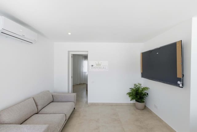 3 soverom Hus til salgs i Empuriabrava, Castelló d'Empúries med svømmebasseng garasje - € 630 000 (Ref: 9877461)