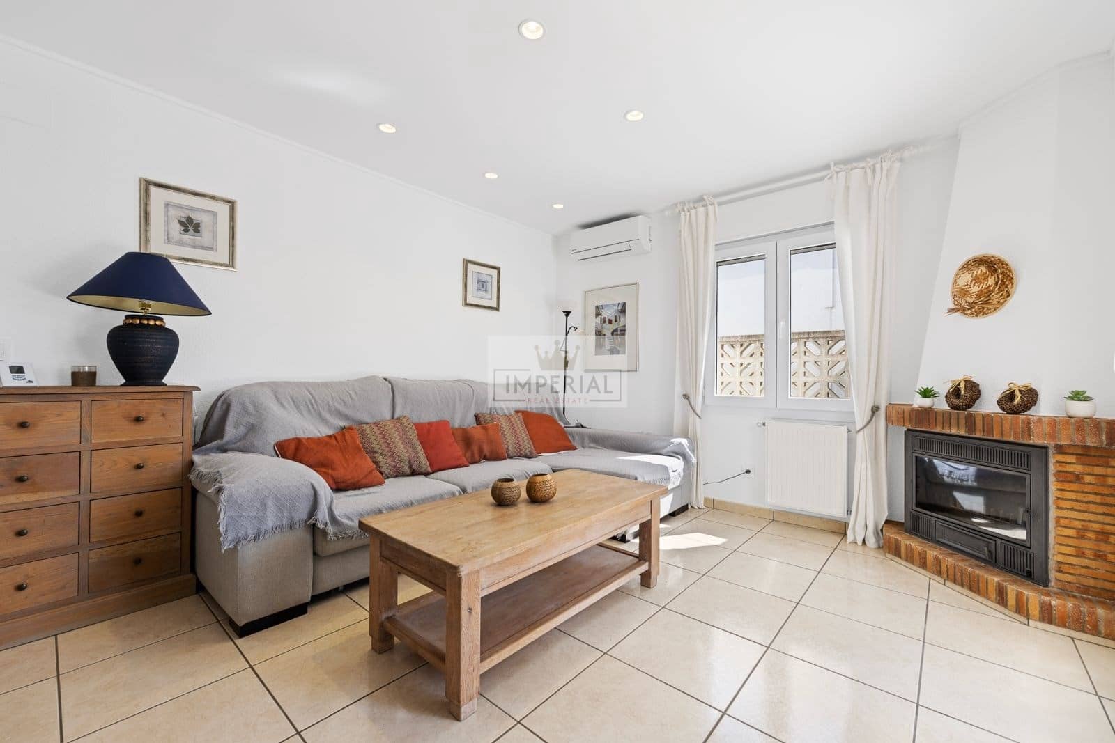 3 bedroom Townhouse for sale in Empuriabrava with pool garage - € 895,000 (Ref: 9877462)