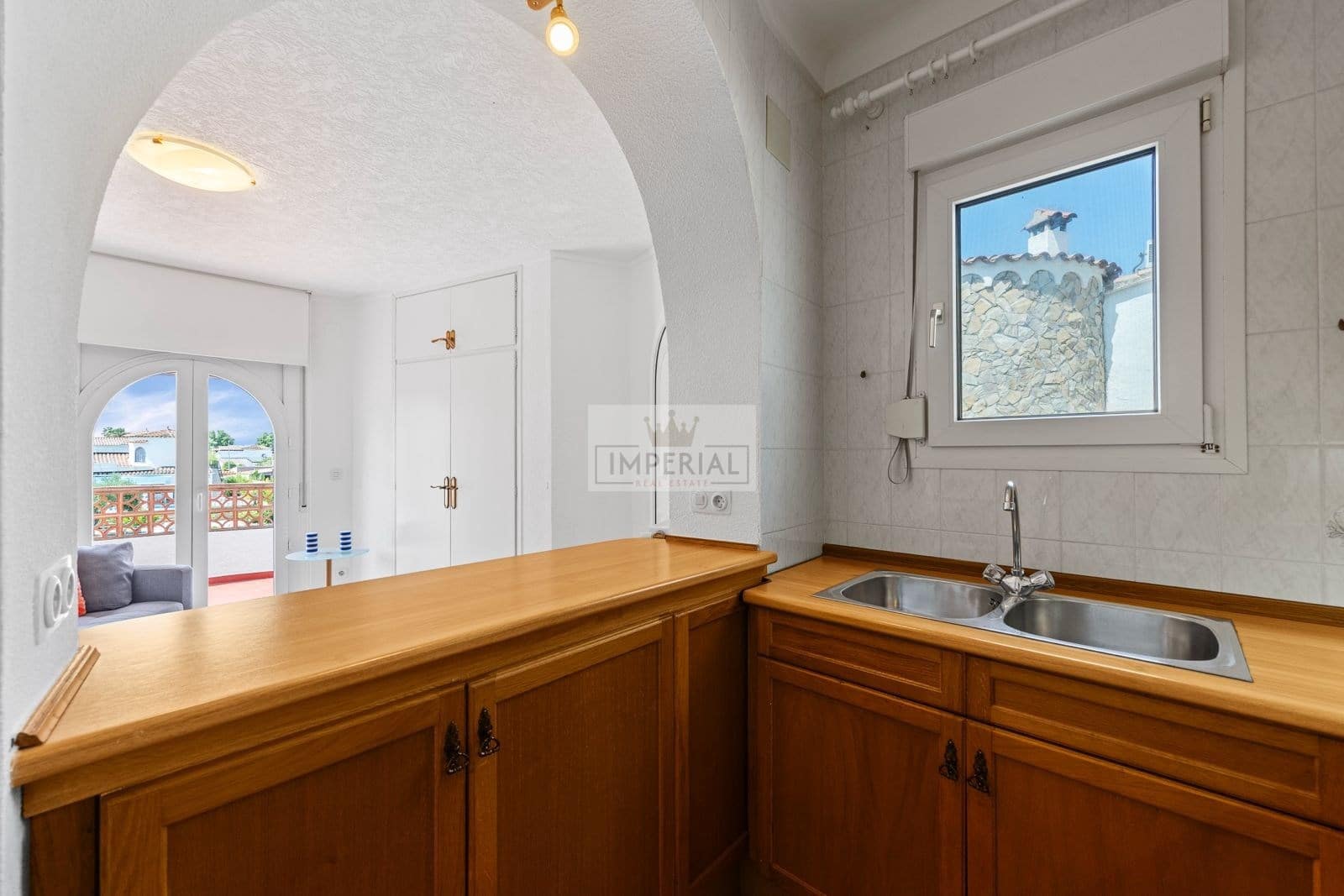 3 bedroom Townhouse for sale in Empuriabrava with pool garage - € 895,000 (Ref: 9877462)