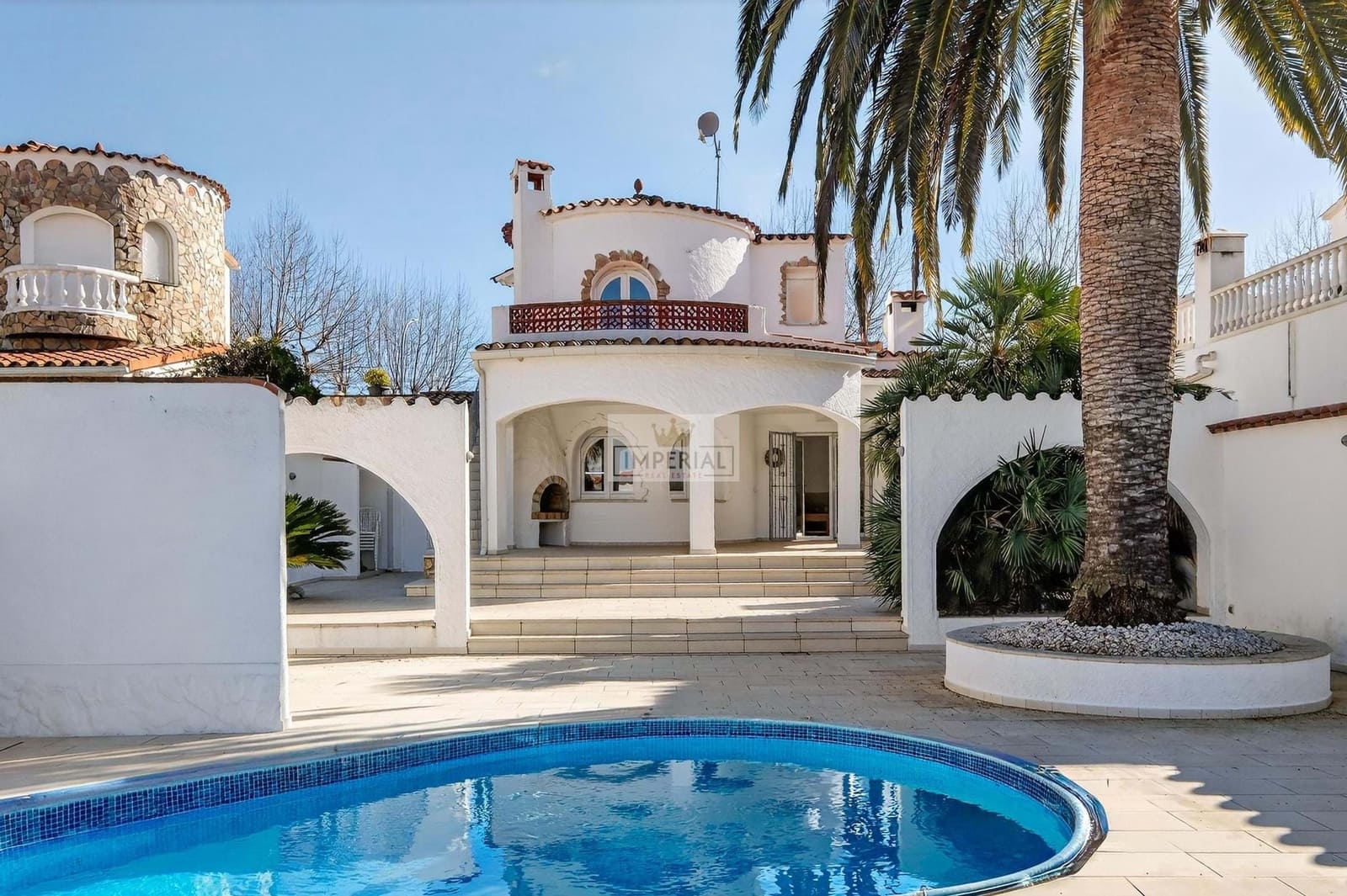 3 bedroom Townhouse for sale in Empuriabrava with pool garage - € 895,000 (Ref: 9877462)
