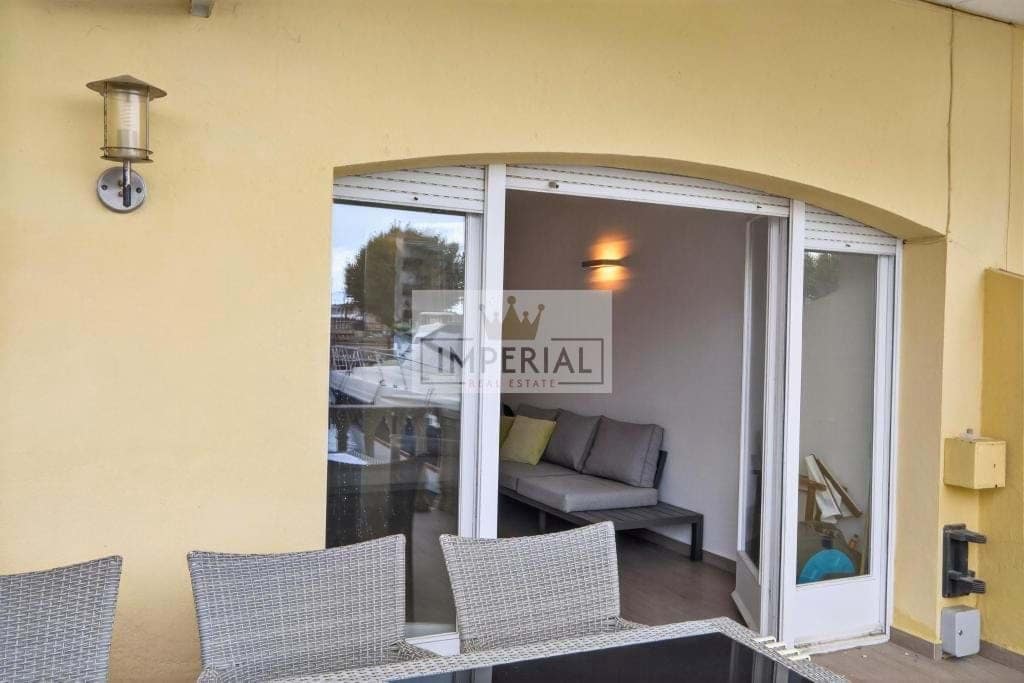 1 soverom Leilighet til salgs i Empuriabrava med garasje - € 535 000 (Ref: 9877463)