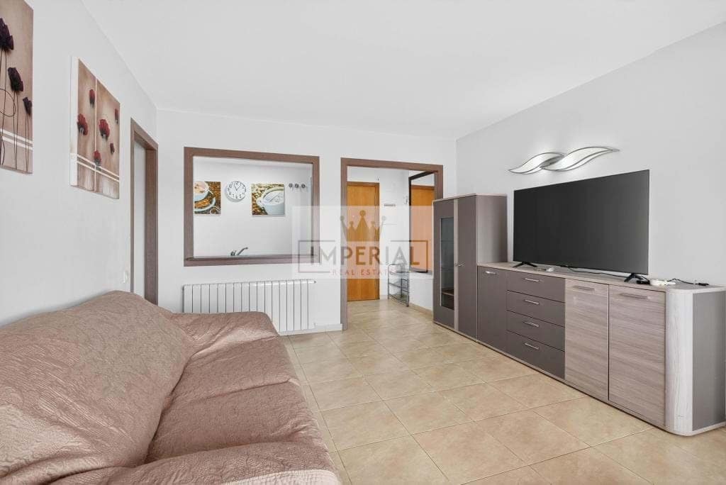 1 bedroom Apartment for sale in Empuriabrava with pool - € 199,000 (Ref: 9877465)