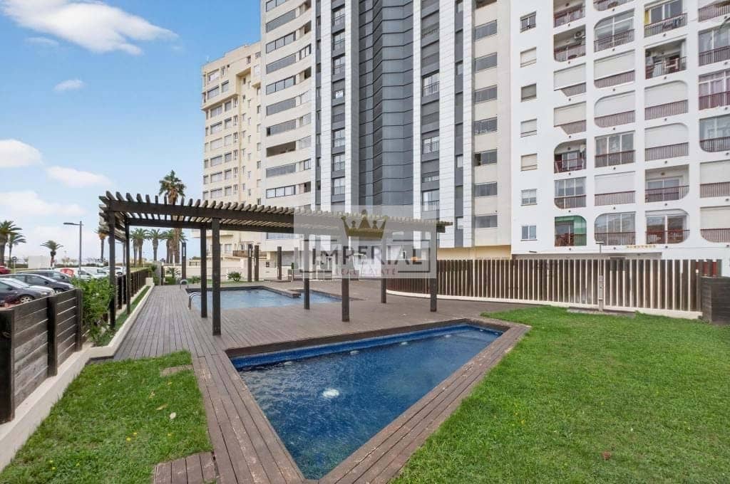 1 bedroom Apartment for sale in Empuriabrava with pool - € 199,000 (Ref: 9877465)